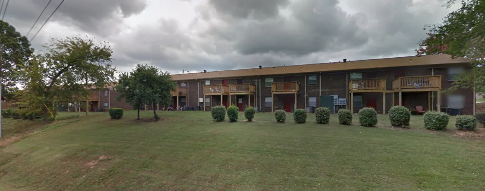 Chateau Glen Oaks